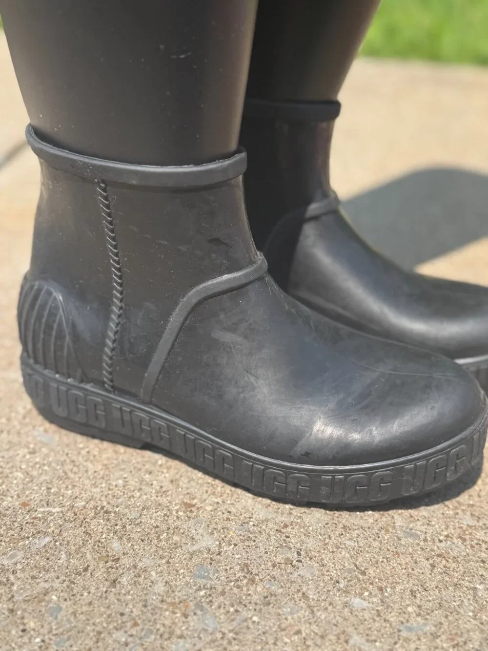 UGG Drizlita Kids 3 Black Rain Boots Waterproof Y2K Gorpcore Rubber 4027